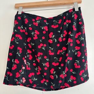 Motel mini skirt with slit